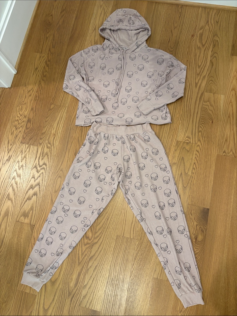 Adult Cozy Hoodie & Jogger Set in Light Mauve with Skull and heart Print